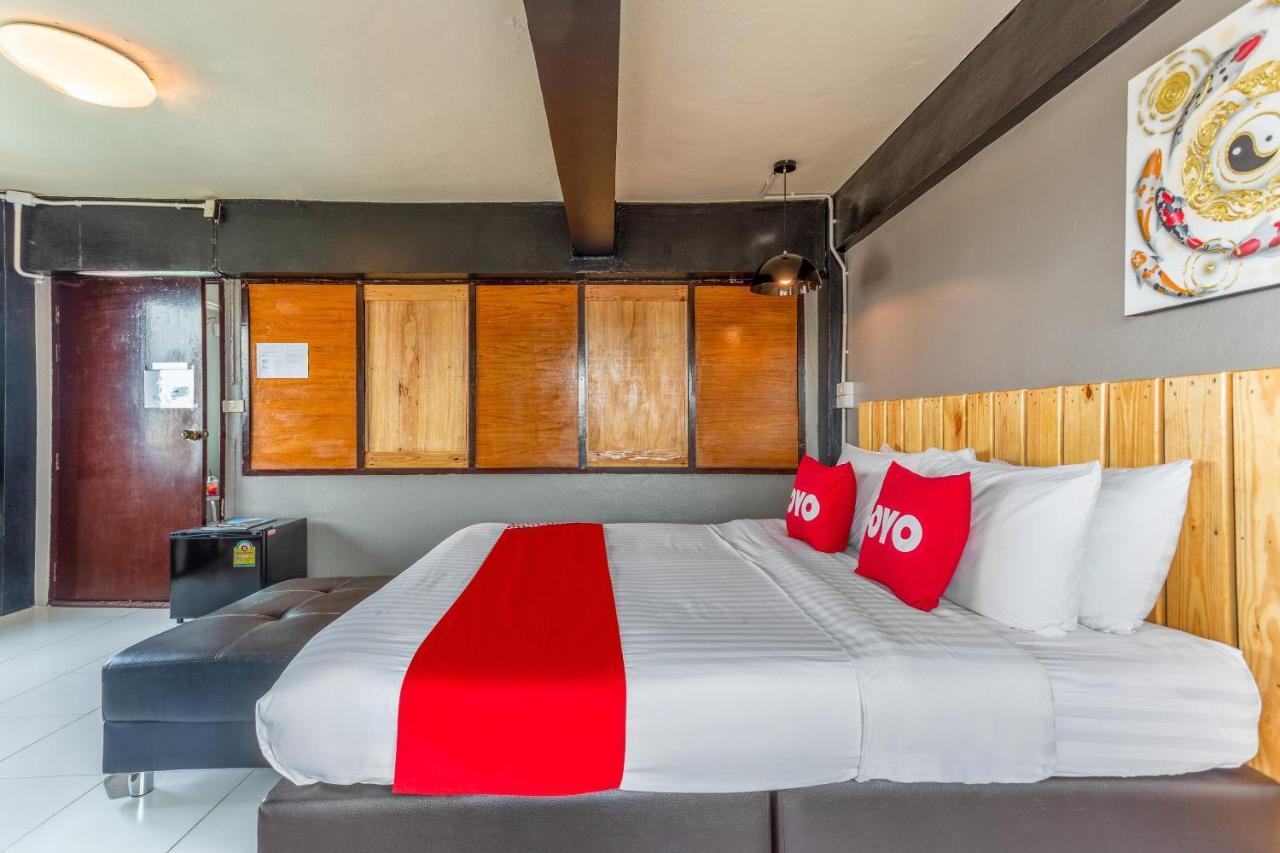 Yak Guesthouse Чиангмай Экстерьер фото