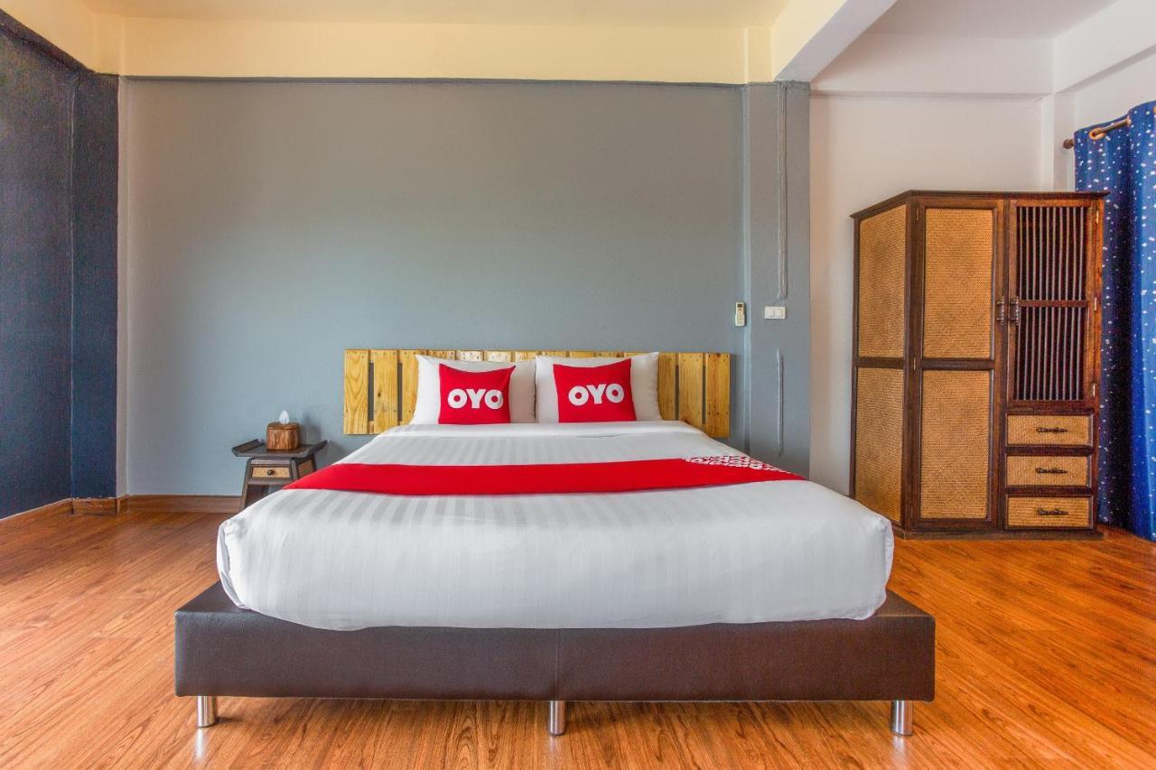 Yak Guesthouse Чиангмай Экстерьер фото