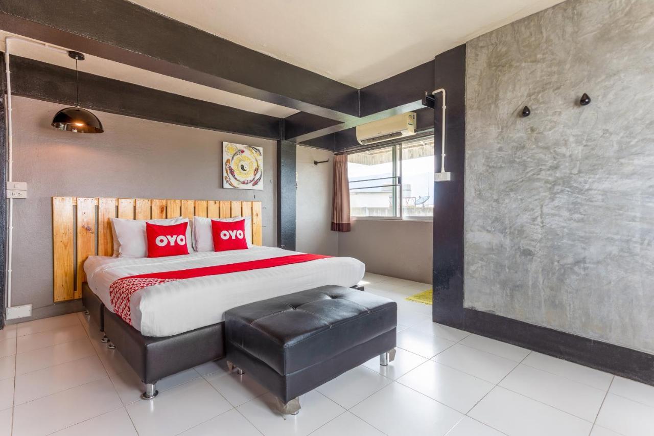 Yak Guesthouse Чиангмай Экстерьер фото